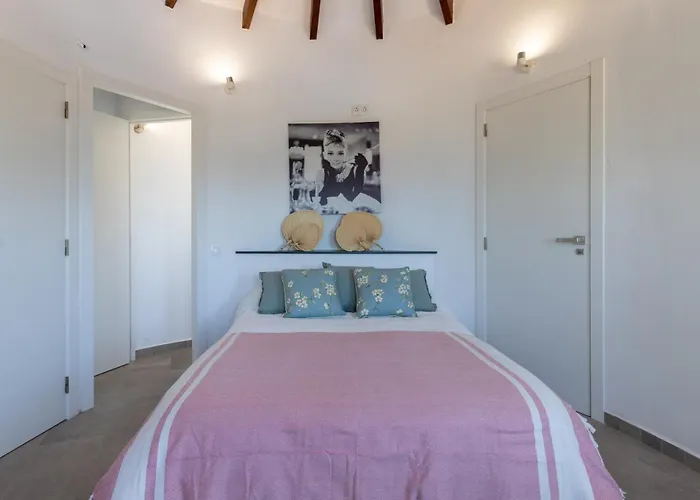 La Ola Villa