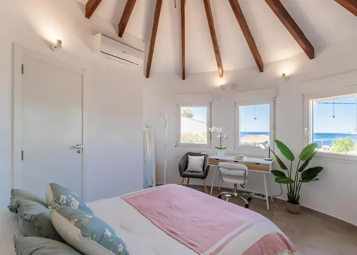 La Ola Villa *
